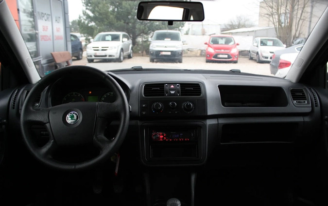 Skoda Fabia cena 14900 przebieg: 163000, rok produkcji 2009 z Lubycza Królewska małe 379